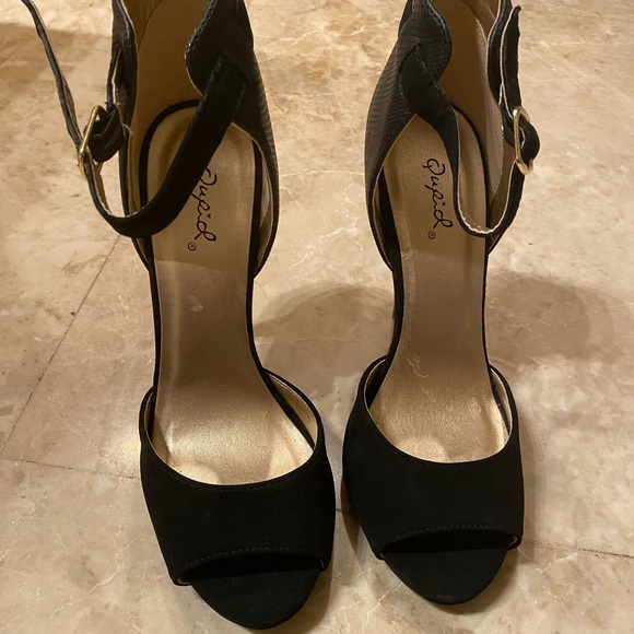 Qupid Shoes - NEW Qupid Black Heels